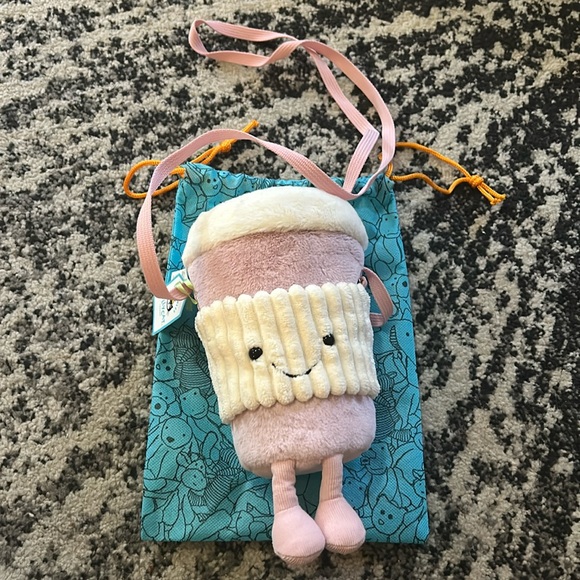 Jellycat Handbags - JELLYCAT Amuseable coffee-to-go woven bag 22cm pink